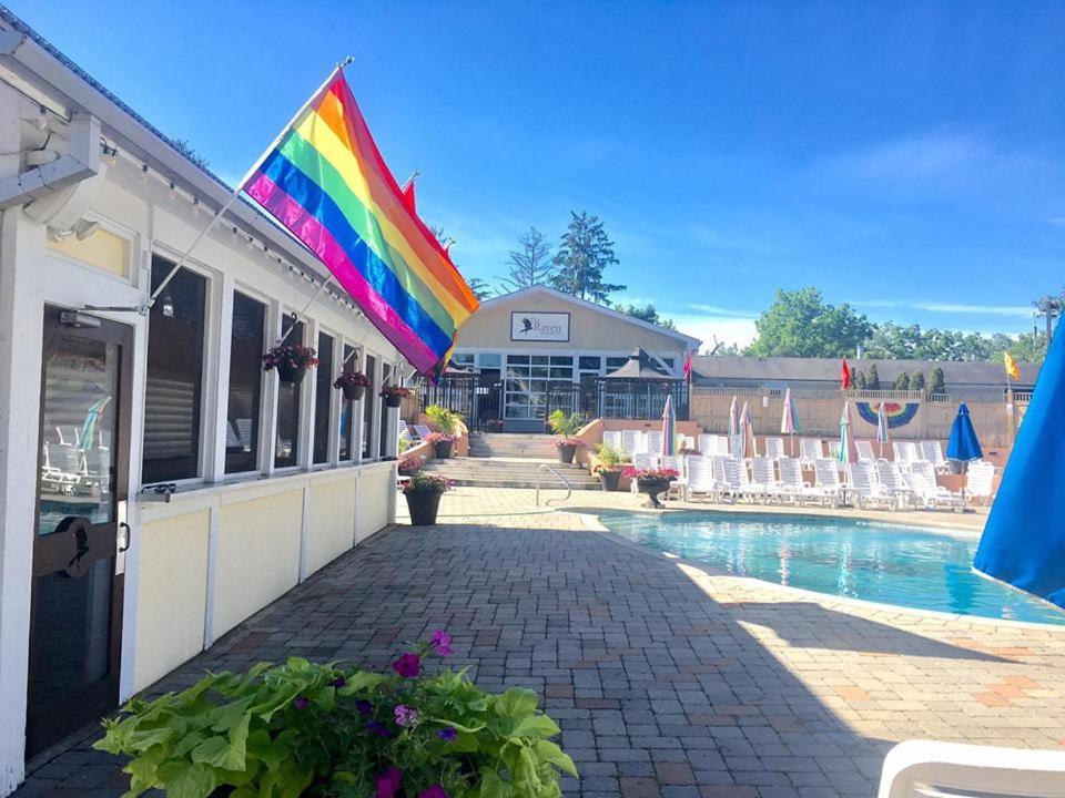 The Raven Resort New Hope Bagian luar foto